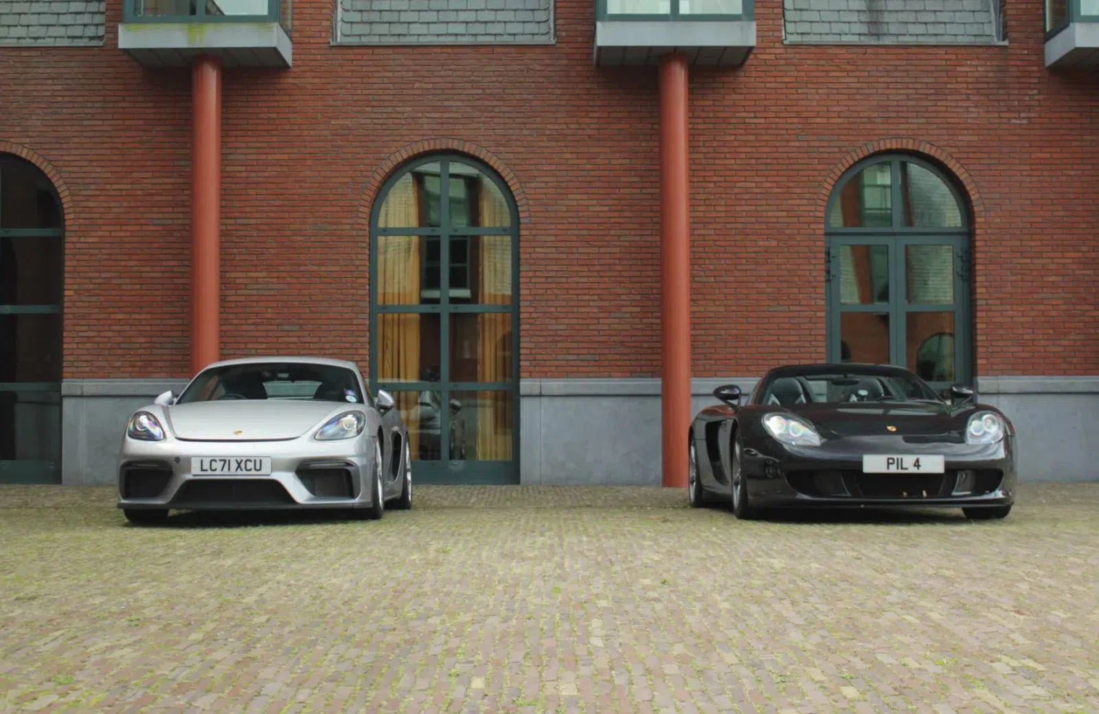 Spot vd week Porsche Carrera GT